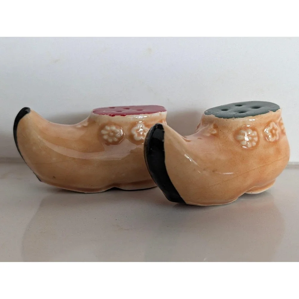 Vintage Dutch Wooden Shoe Salt and Pepper Shakers Ceramic Clogs Tan Red Green
